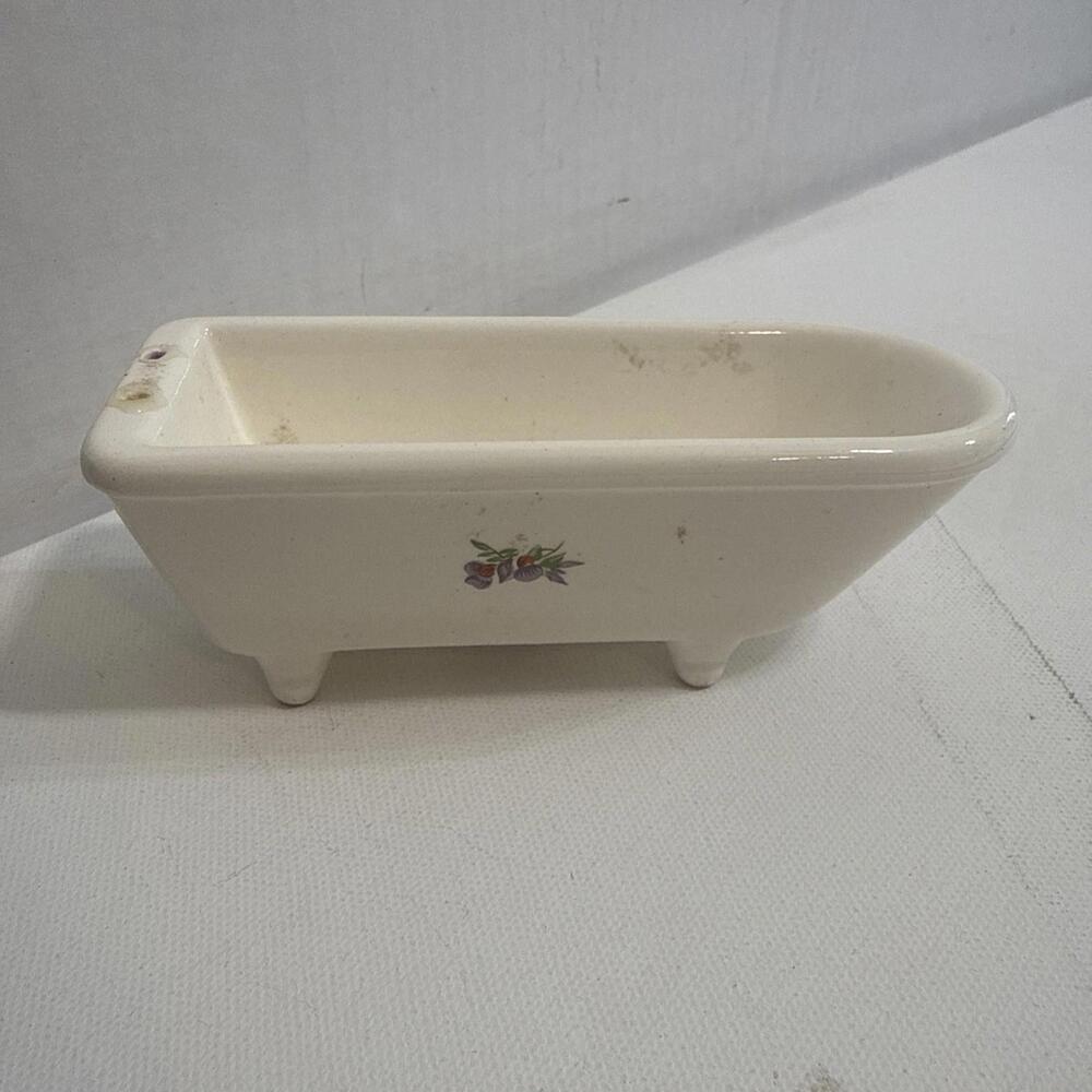 Vintage‎ White Ceramic Dollhouse Miniature Claw Foot Porcelain Bathtub